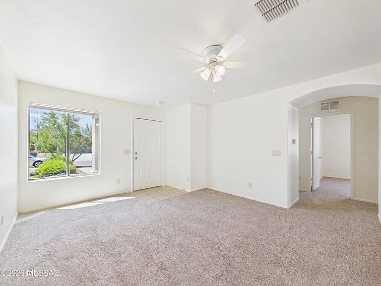 9947 E Denver Hill Dr photo 3