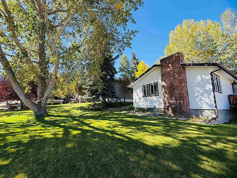 1127 Sorensen Dr photo 4