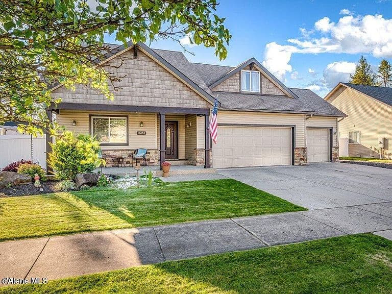 11269 N Jennifer Ln photo 1