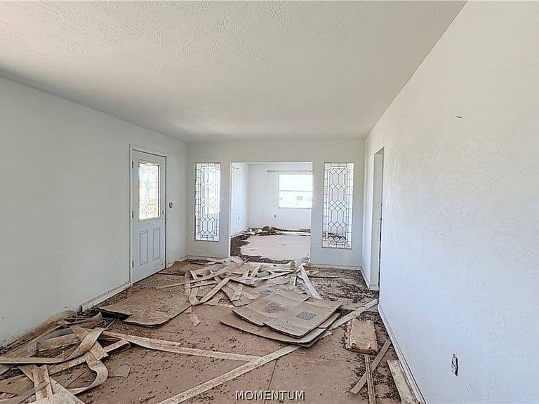 2330 S Estrella Road photo 5