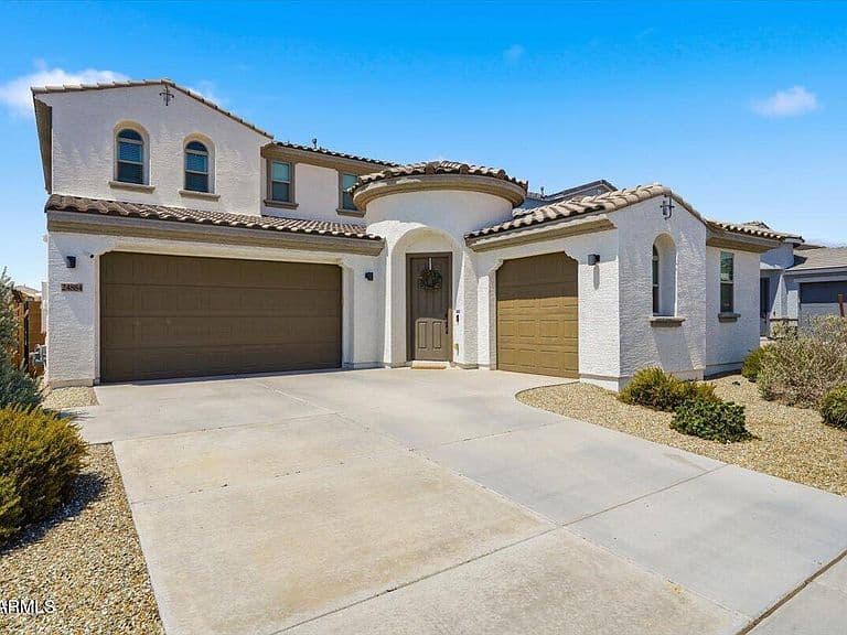 24884 N 143RD Drive photo 4