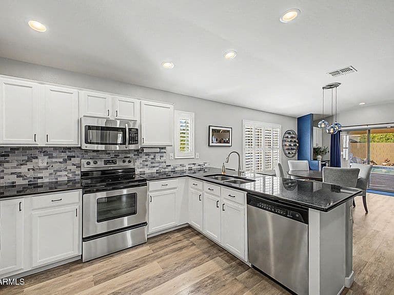 2836 E JJ RANCH Road photo 5