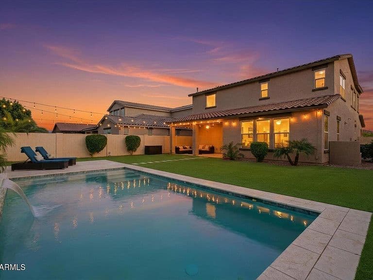 14330 W Voltaire St photo 1