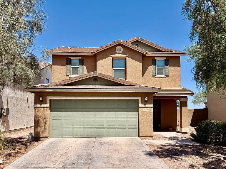 40620 W CHRISTOPHER Drive photo 1