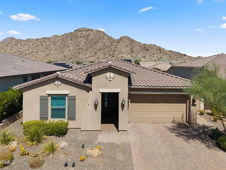 21242 W HILLCREST Boulevard photo 3