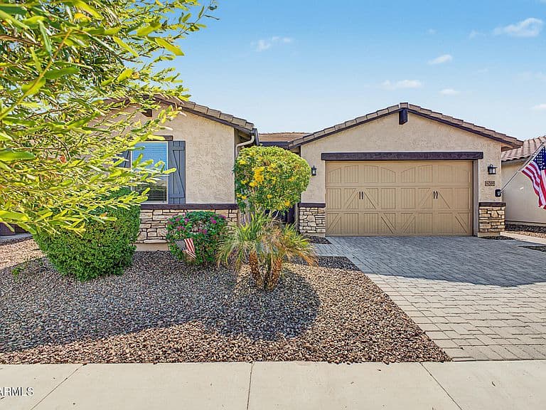 14389 W VOLTAIRE Street photo 2