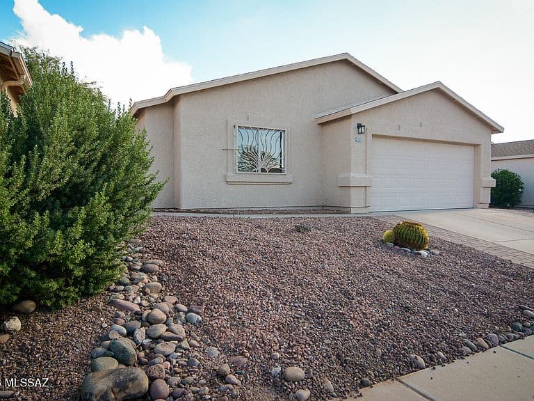 10168 E Rincon Shadows Dr photo 2
