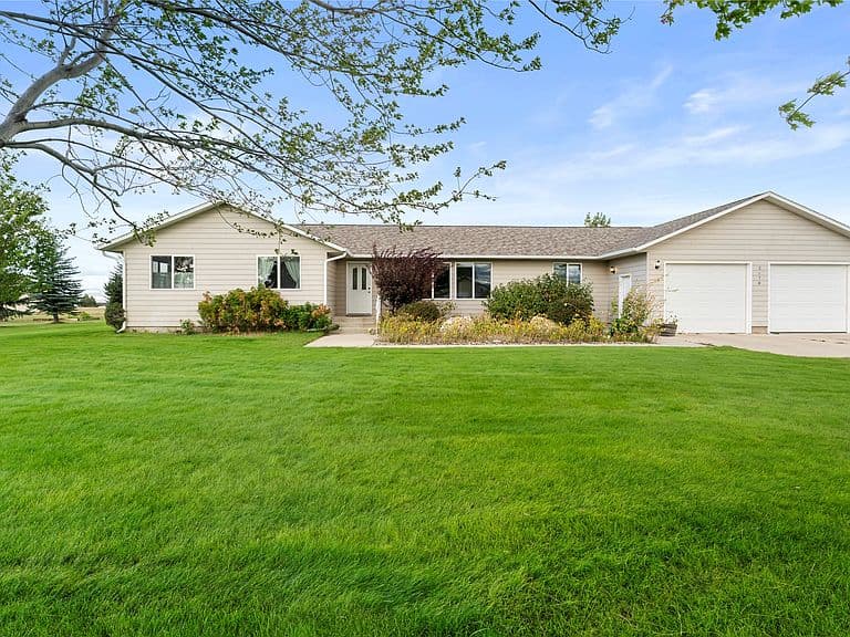 2670 Matyas Ct photo 3
