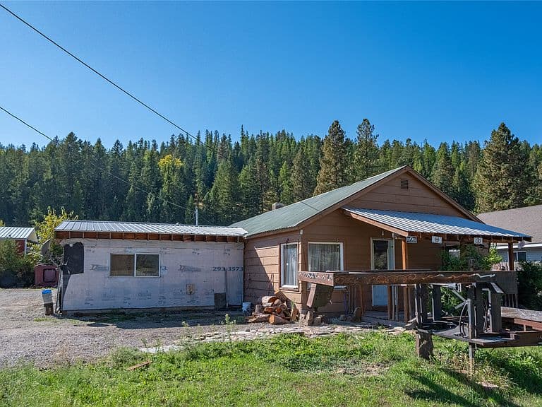 34151 Us Highway 2 photo 2