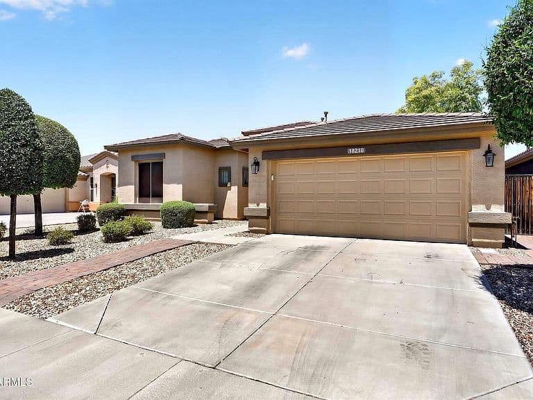 18210 W RIMROCK Street photo 3