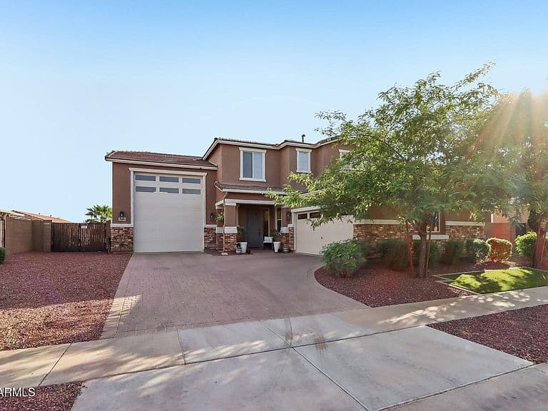 17365 W HEDGEHOG Place photo 3