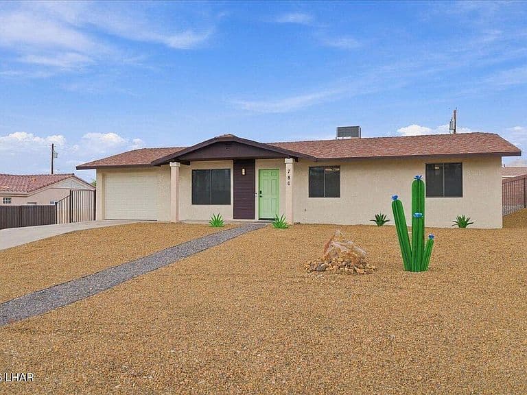 780 Poseidon Ct photo 1