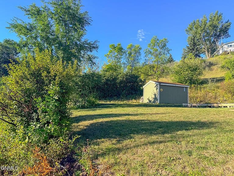 407 7th Ave NW photo 3