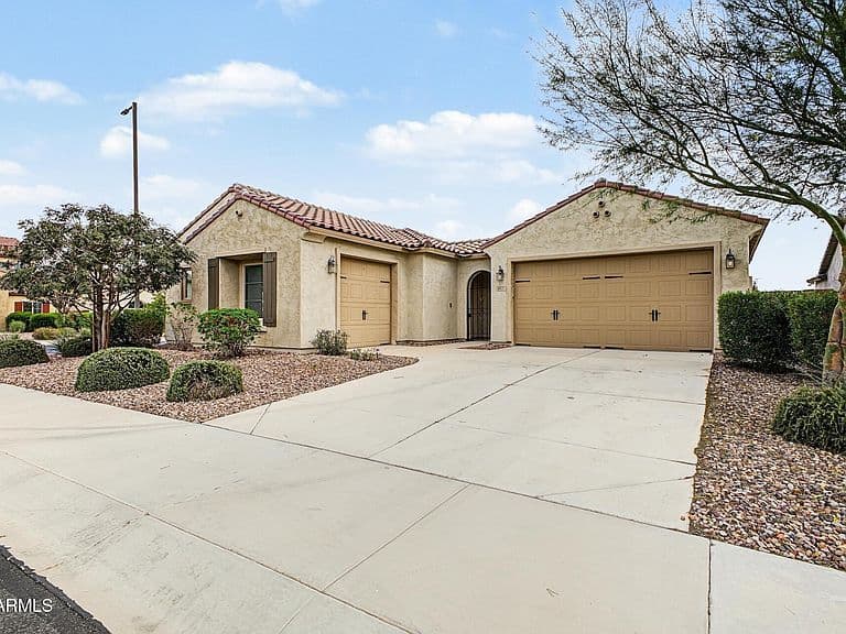 5427 W PATRIOT Way photo 3