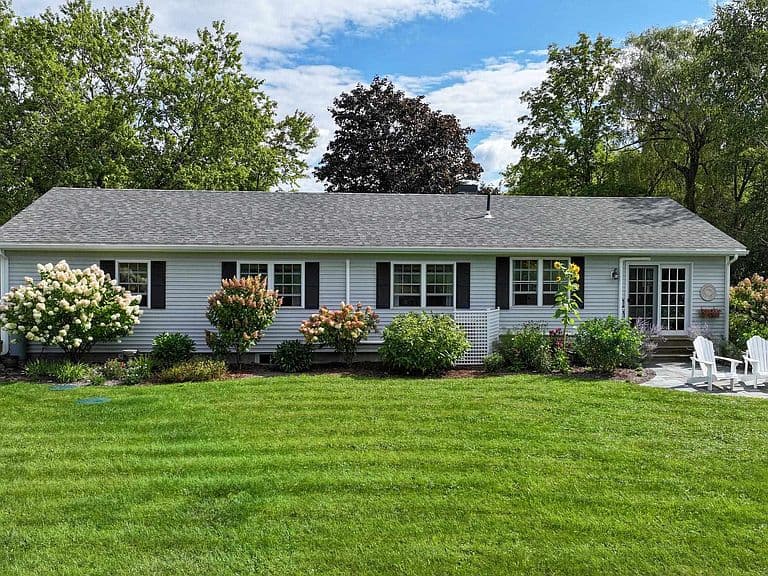 922 Happy Valley Road photo 5