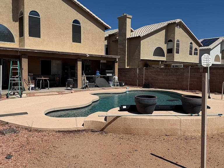 3237 E ROSEMONTE Drive photo 2
