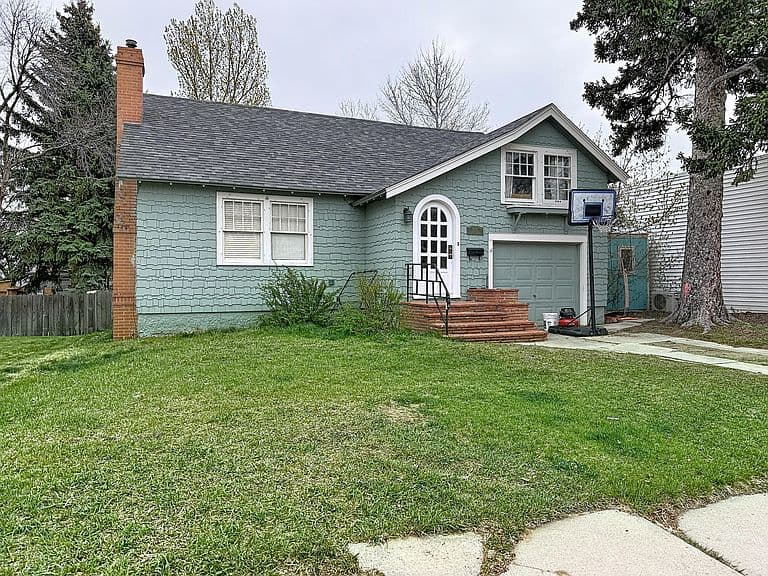 457 N Adams Ave photo 3