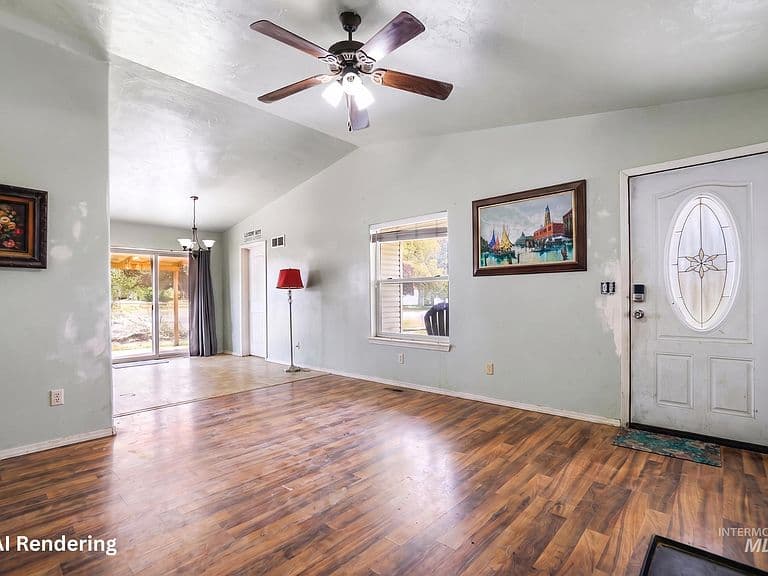 228 E Avenue D photo 5