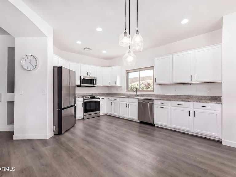 18721 E SWAN Drive photo 1