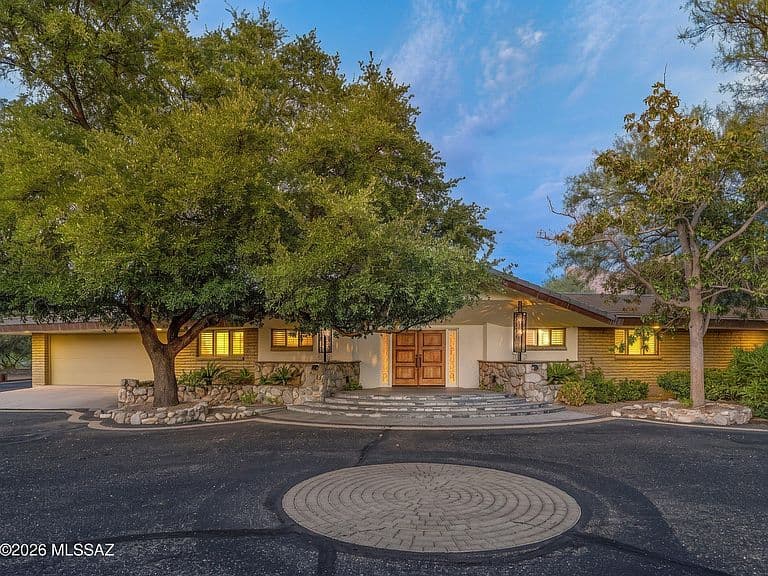 425 W Rapa Pl photo 1