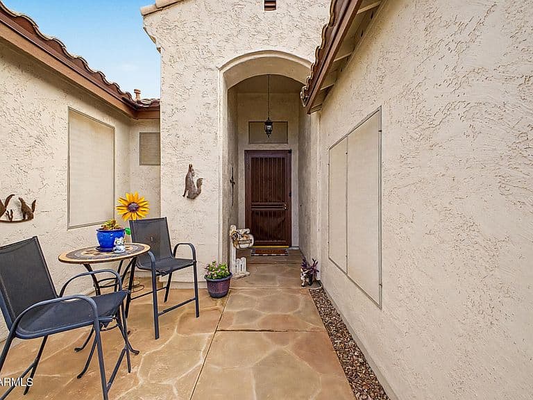 1813 W GOLDFINCH Way photo 5