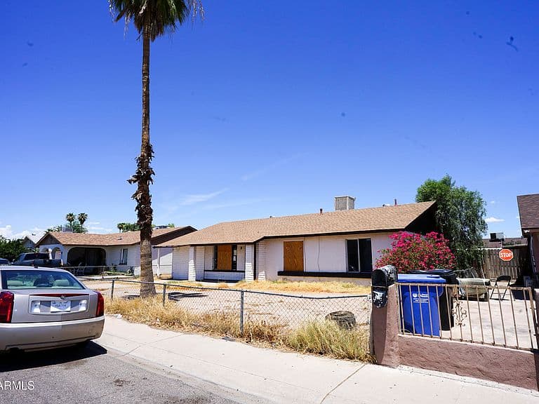 4838 W CORONADO Road photo 3