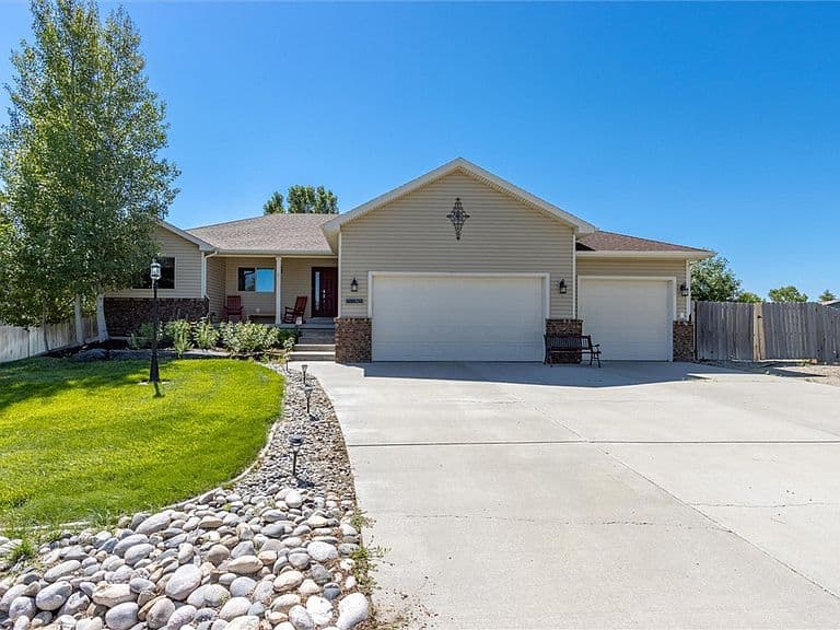 7140 Silversprings Cir photo 1