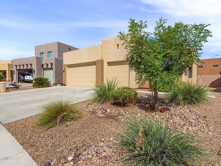 1234 MARCHBANKS Drive photo 3