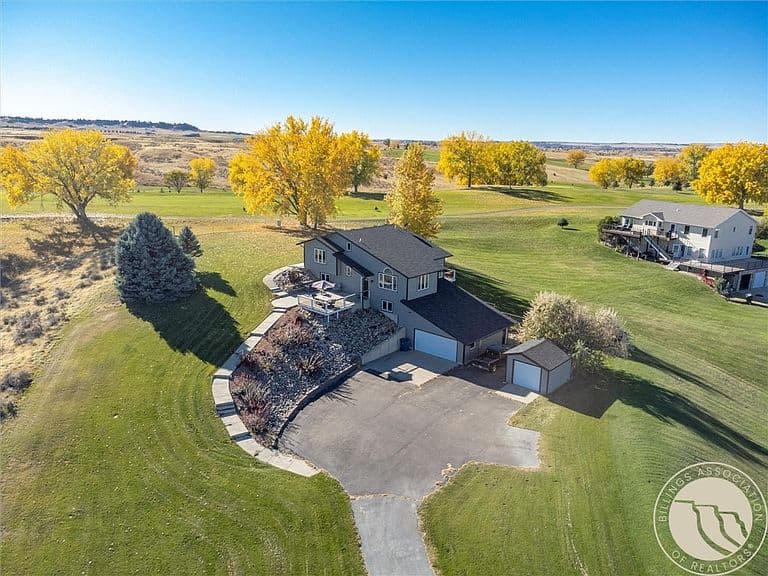 1246 Chipper Ln photo 1