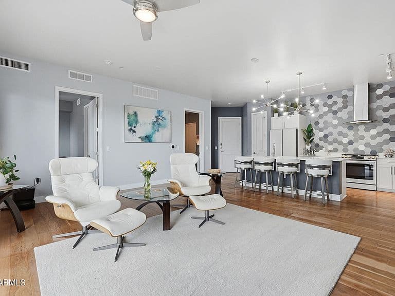 3131 N Central Ave #4007 photo 4