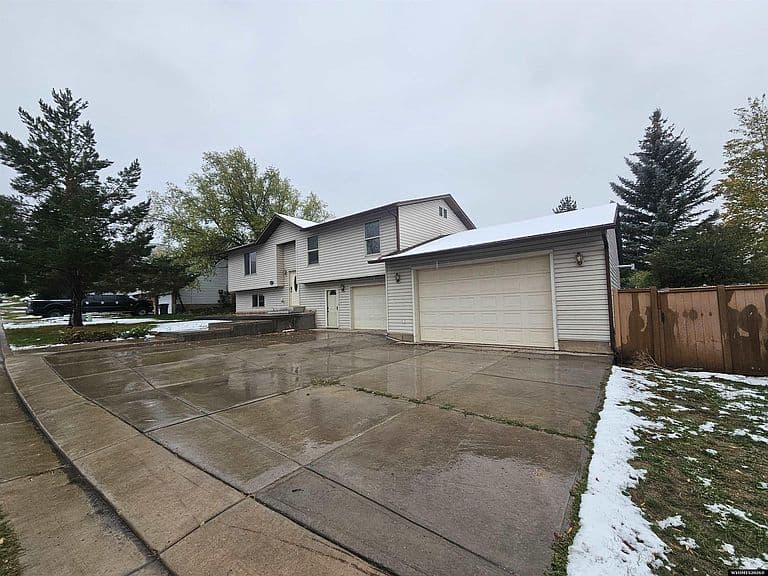 437 Twin Ridge Ave photo 3