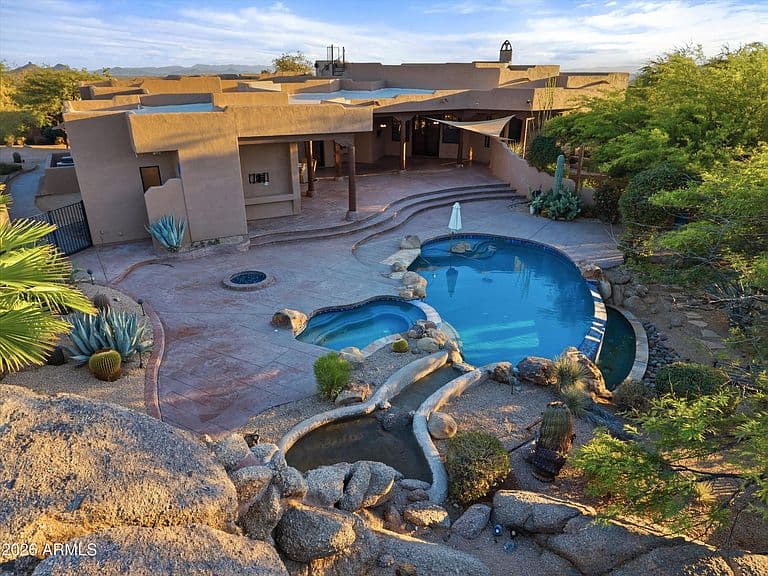 38809 N BOULDER VIEW Drive photo 2