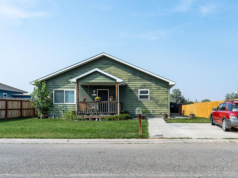 110 Tamari Dr photo 1