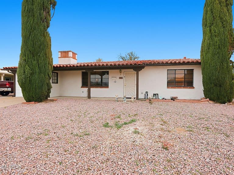 334 S Vista Del Rio photo 2