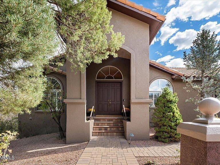 3305 CHARLA Drive photo 4