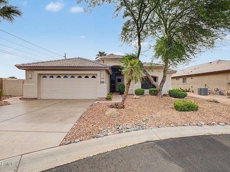 15023 W VERDE Lane photo 1