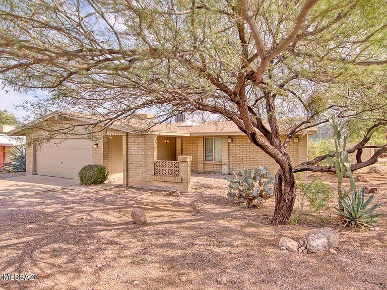 2720 W San Juan Ter photo 4