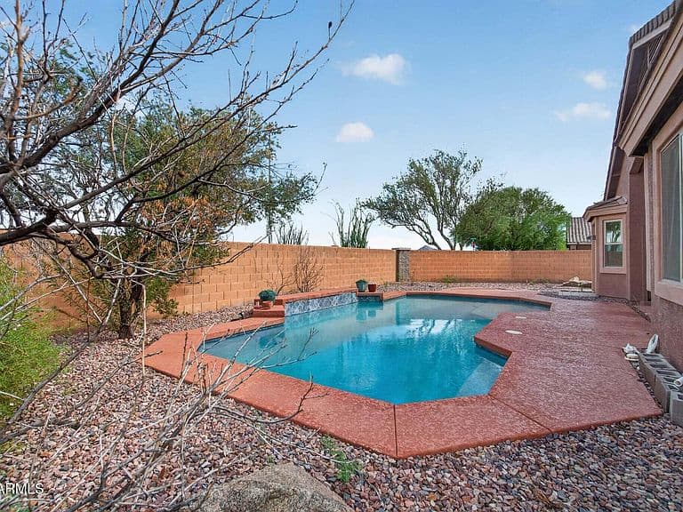 1518 E FONTANA Drive photo 5