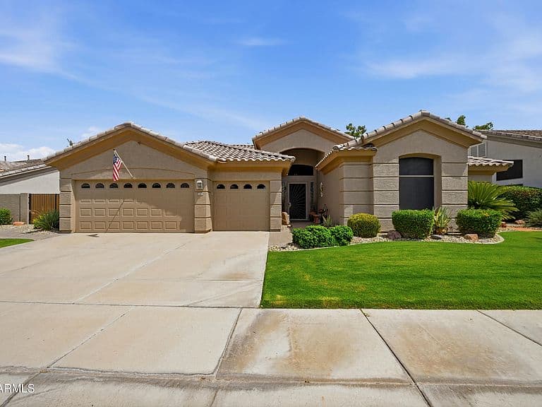 1382 W INDIGO Drive photo 1