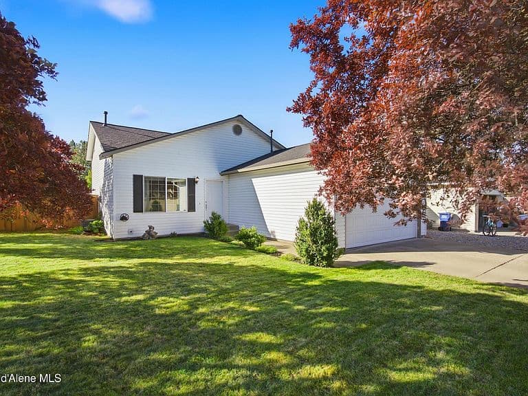 2510 W Clairborne Ln photo 1