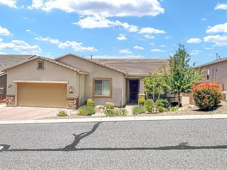 1748 Trinity Rose Dr photo 5