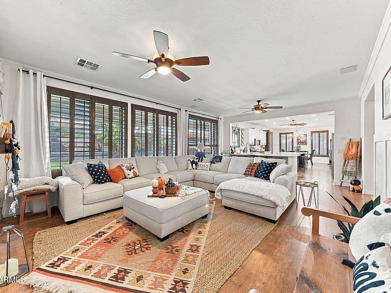 12518 W MILTON Drive photo 4