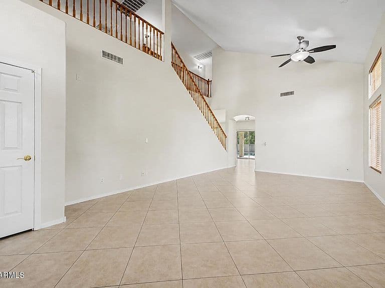 17243 W LUNDBERG Street photo 5