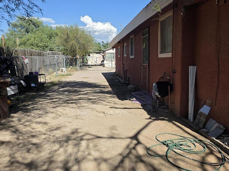 3507 S 8th Ave photo 3