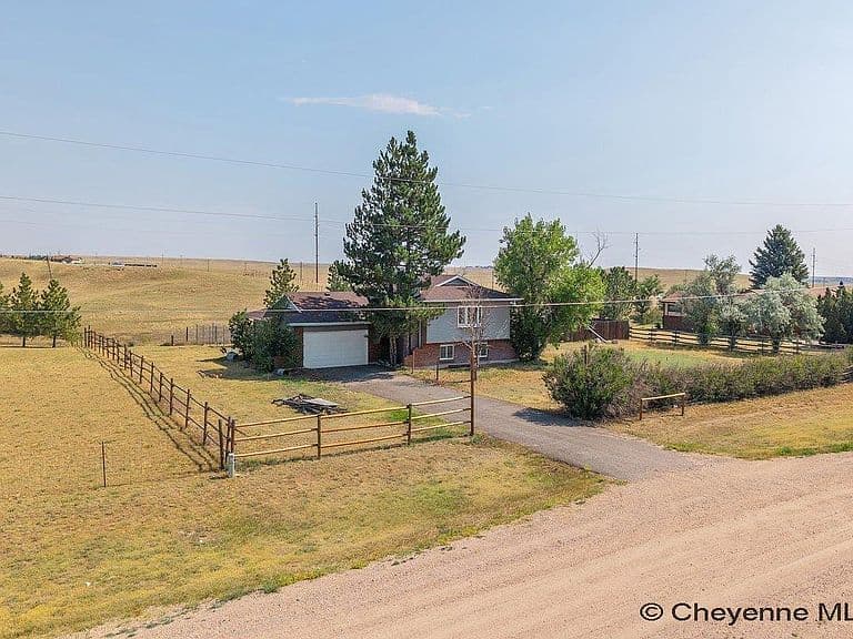 4802 Oasis St photo 1
