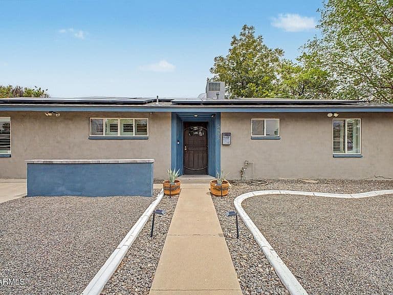 5835 N 16TH Place photo 4