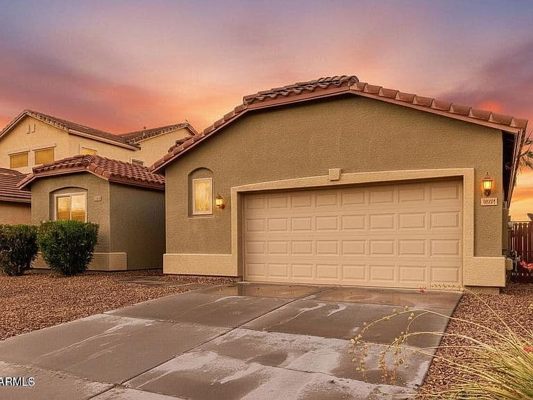 18305 N LARKSPUR Drive photo 1