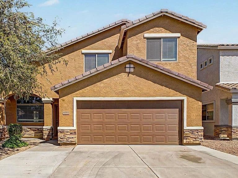 45592 W RAINBOW Drive photo 1