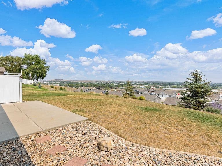 2524 Smith Ave photo 5