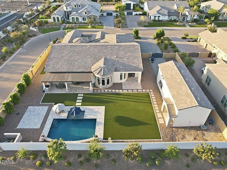 3717 E JULEP Street photo 4